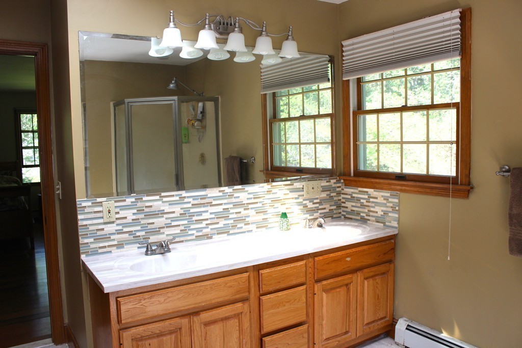 37 Deerfield Terrace Rochester, MA 02770 - Photo 21 of 29