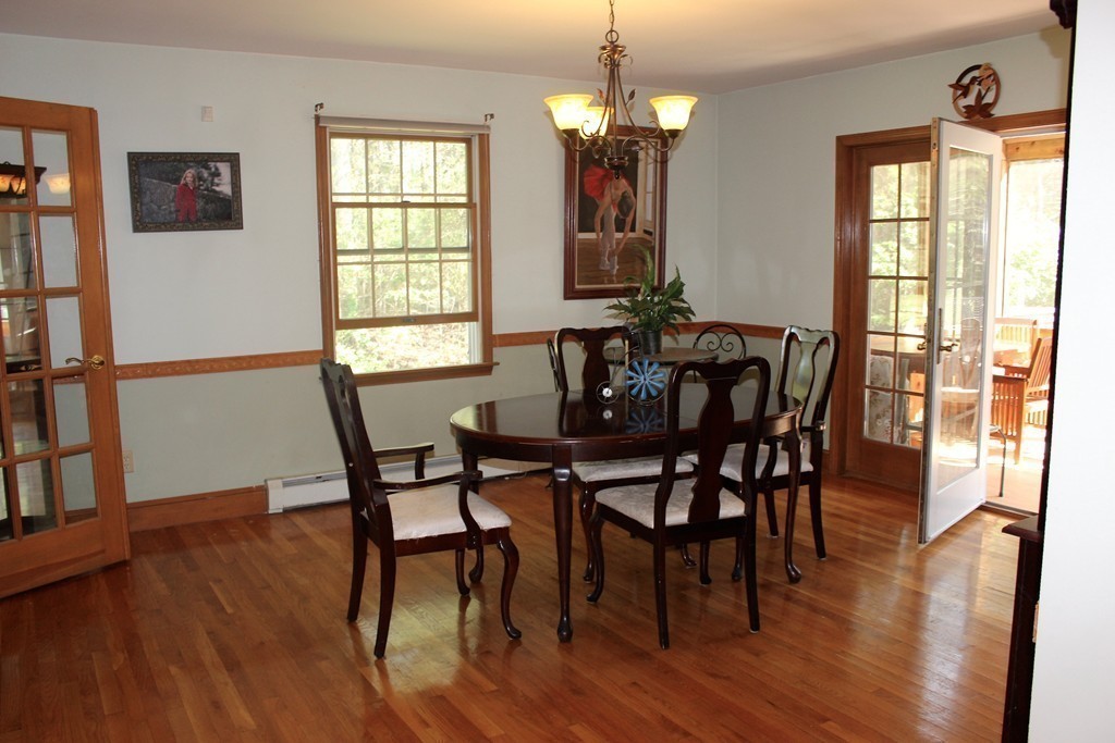 37 Deerfield Terrace Rochester, MA 02770 - Photo 9 of 29