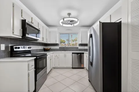 $147,000 | 7770 Tahiti Lane, Unit 102, Lake Worth, FL 33467