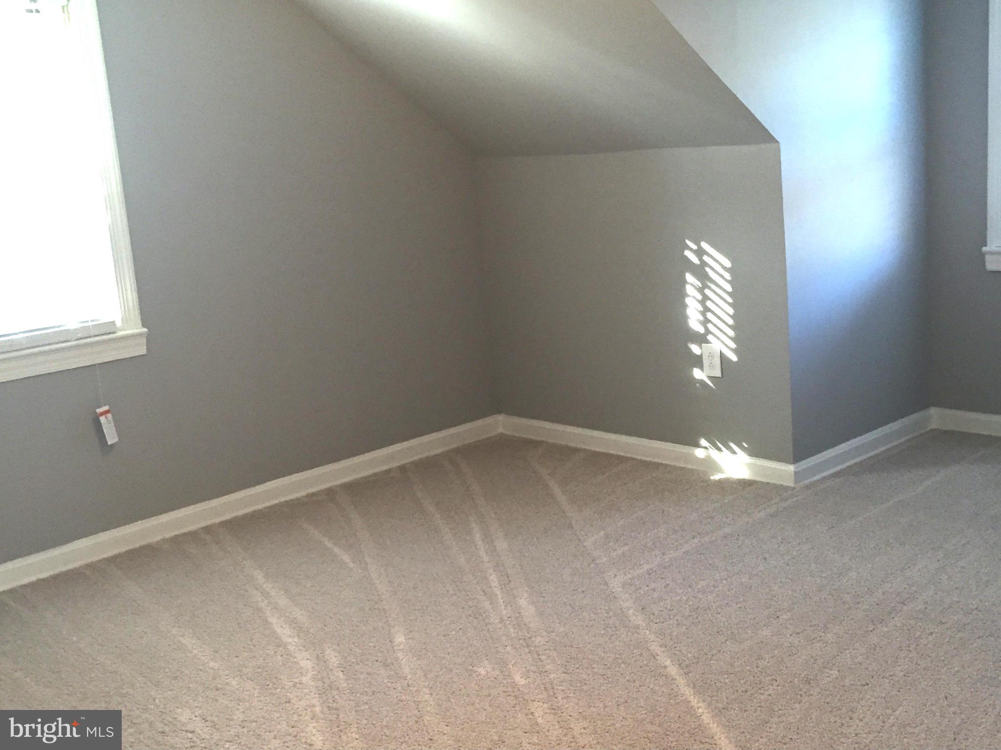 9911 Old Fort Road Fort Washington, MD 20744 - Photo 8 of 25 an empty room with a window