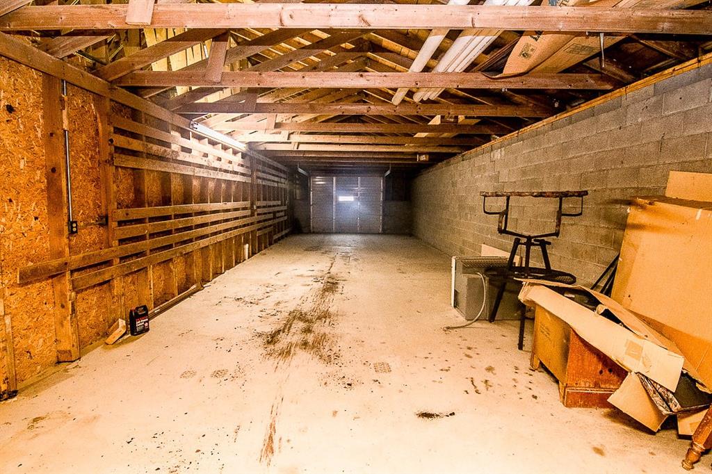 0 Ciaffoni McDonald, PA 15317 - Photo 29 of 50 a view of a room with wooden roof