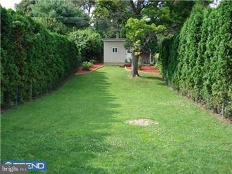1135 Gregg Street Reading, PA 19607 - Photo 2 of 12 Gallery Image 2