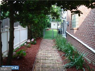 1135 Gregg Street Reading, PA 19607 - Photo 10 of 12 Gallery Image 10