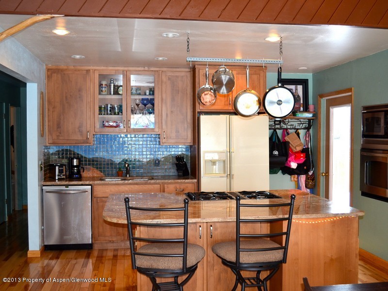 79 Clearwater Road Carbondale, CO 81623 - Photo 3 of 15 DSC_0956