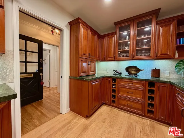 $1,625,000 | 13957 Chandler Boulevard, Sherman Oaks, CA 91401