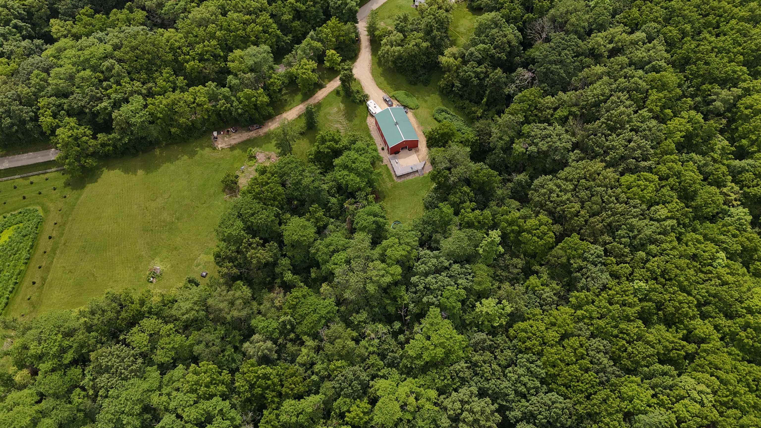 283 North Pilot Knob Road Galena, IL 61036 - Photo 10 of 24