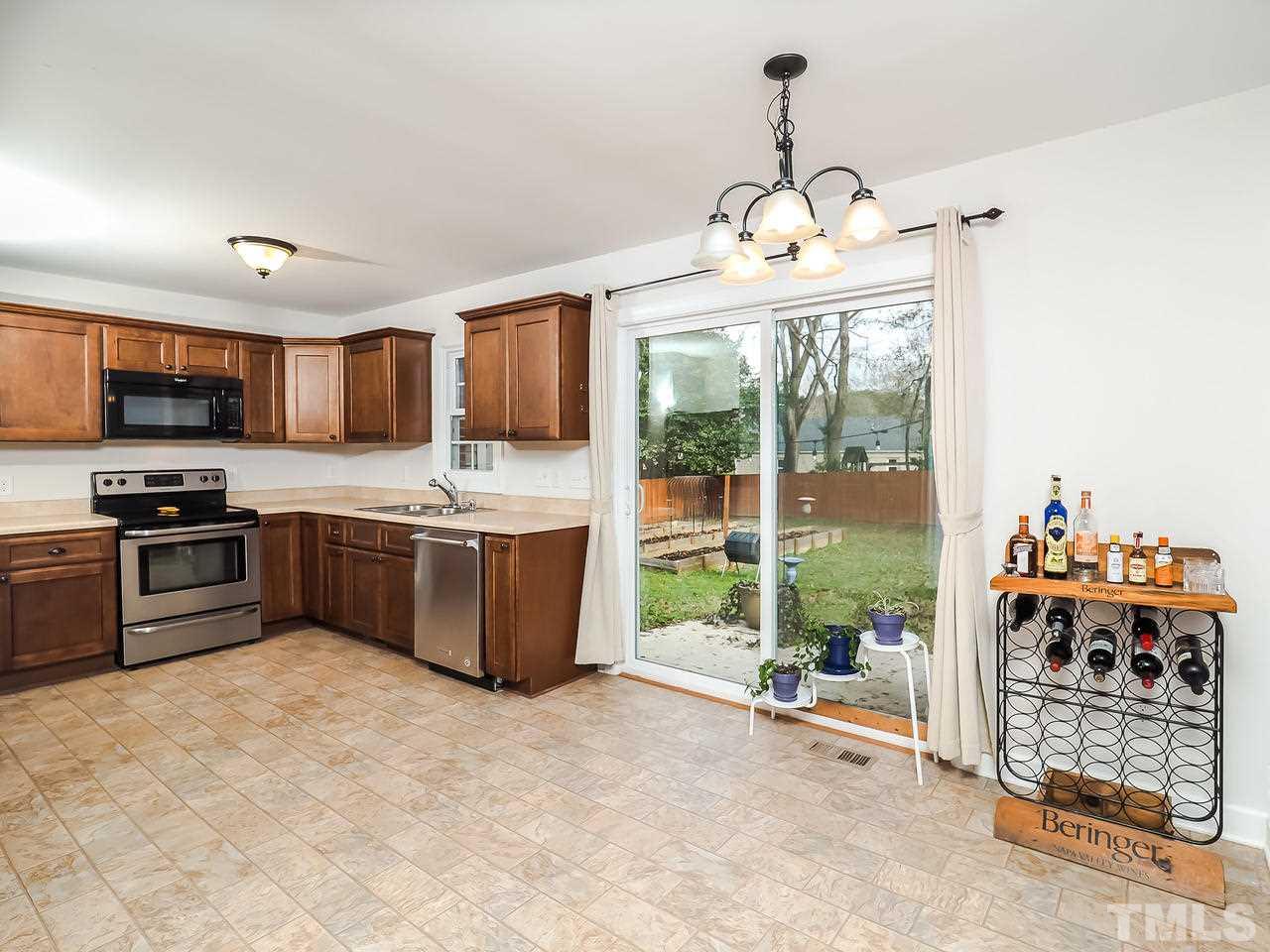 1008 Somerset Road Raleigh, NC 27610 - Photo 12 of 29