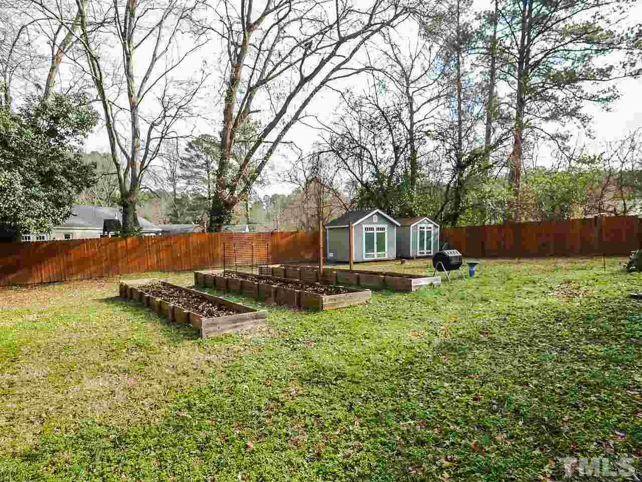 1008 Somerset Road Raleigh, NC 27610 - Photo 24 of 29