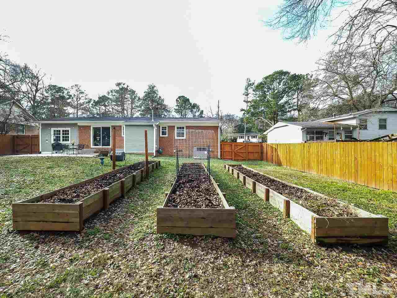 1008 Somerset Road Raleigh, NC 27610 - Photo 27 of 29