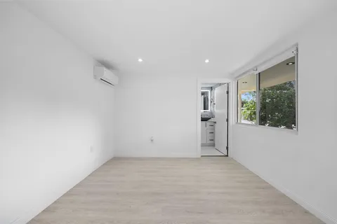 $599,000 | 823 Southwest 27th Street, Fort Lauderdale, FL 33315