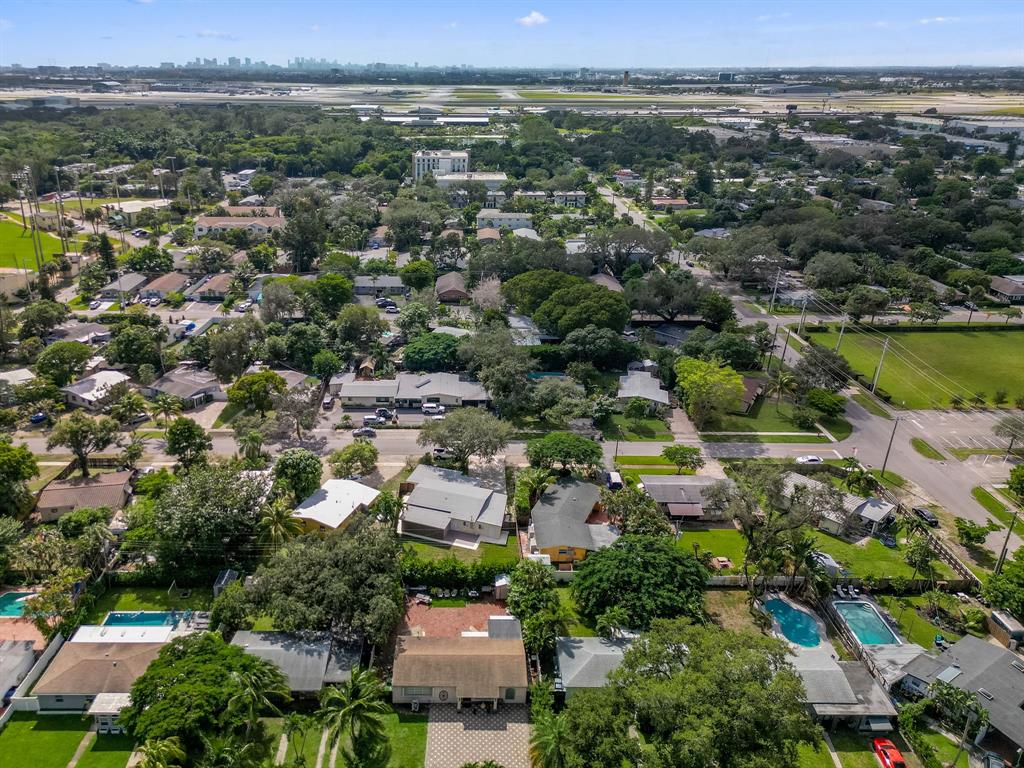 823 Southwest 27th Street Fort Lauderdale, FL 33315 - Photo 51 of 55