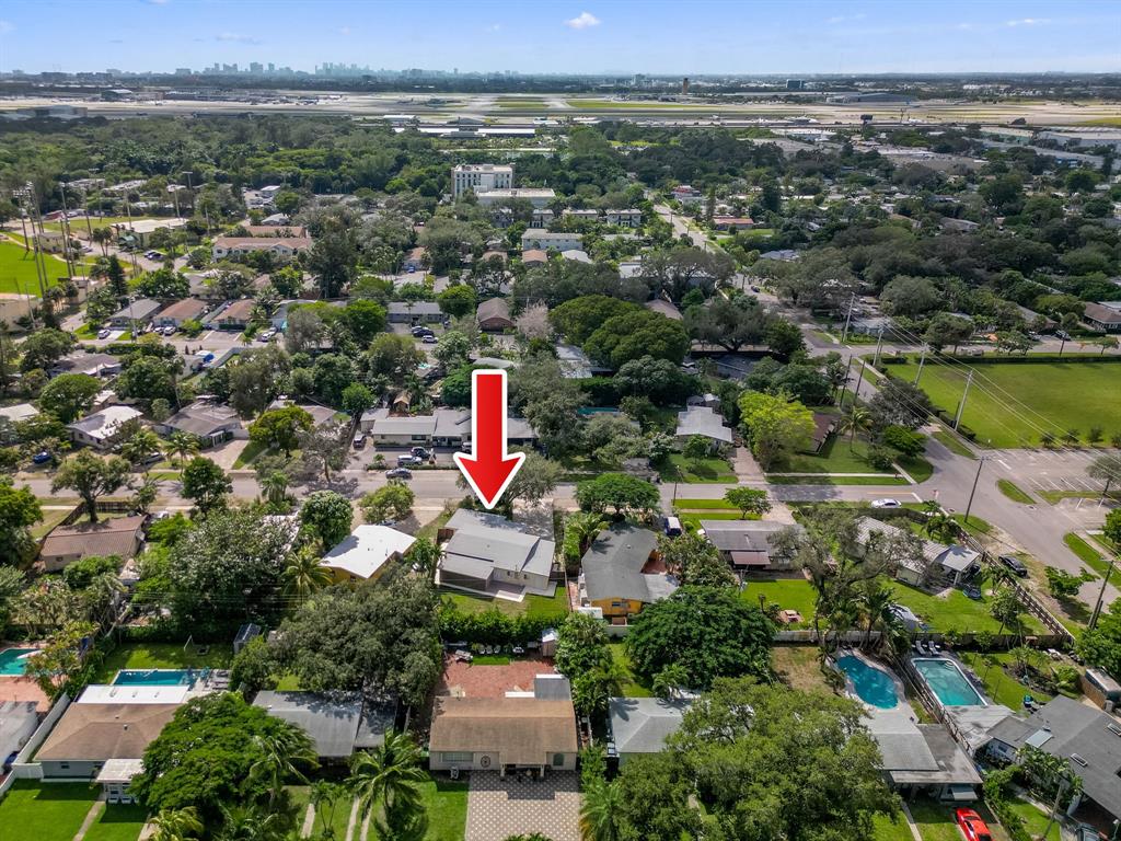 823 Southwest 27th Street Fort Lauderdale, FL 33315 - Photo 51 of 56 an aerial view of multiple house