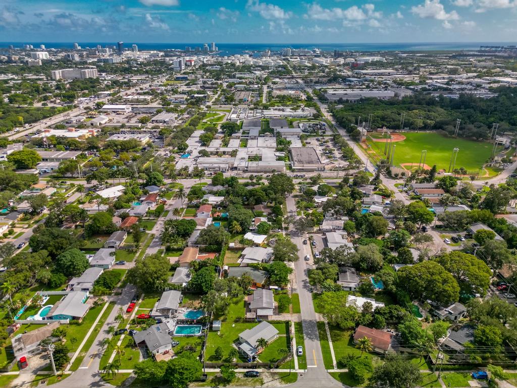 823 Southwest 27th Street Fort Lauderdale, FL 33315 - Photo 56 of 56 an aerial view of residential houses with outdoor space and swimming pool