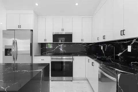 $599,000 | 823 Southwest 27th Street, Fort Lauderdale, FL 33315