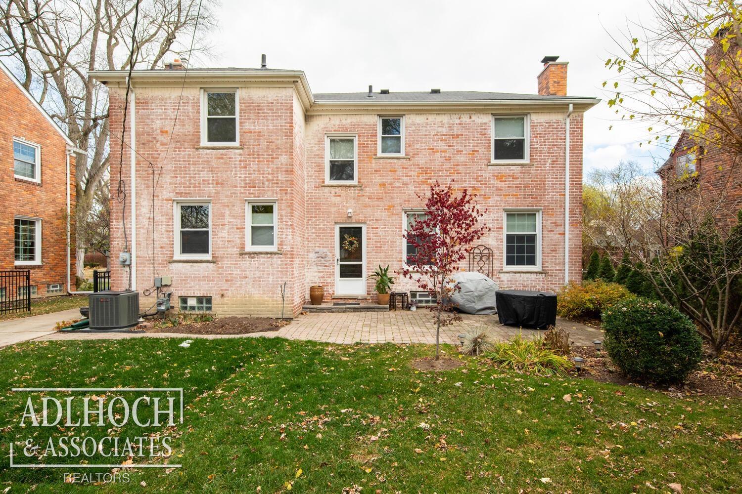 623 Barrington Road Grosse Pointe, MI 48230 - Photo 18 of 18 50095957-17.JPG