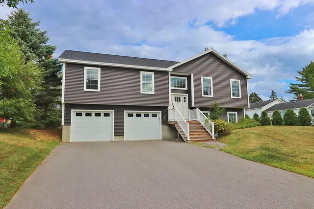 $489,900 | 19 Virginia Lane, Bangor, ME 04401