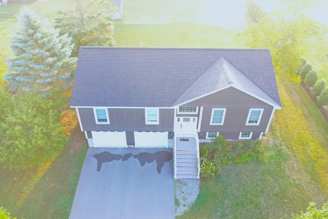 $489,900 | 19 Virginia Lane, Bangor, ME 04401