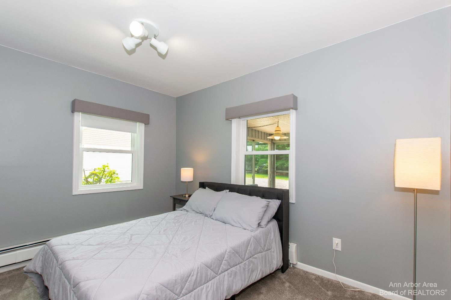 2424 Baker Road Dexter, MI 48130 - Photo 33 of 59 Guest Suite