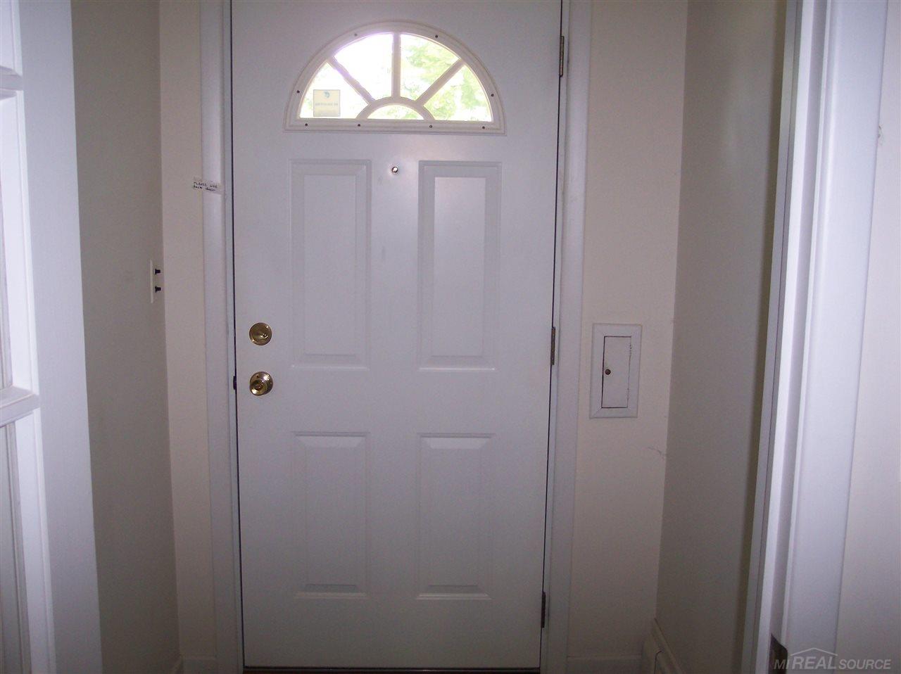 120 Riverside Drive Mount Clemens, MI 48043 - Photo 7 of 31 Front Entry