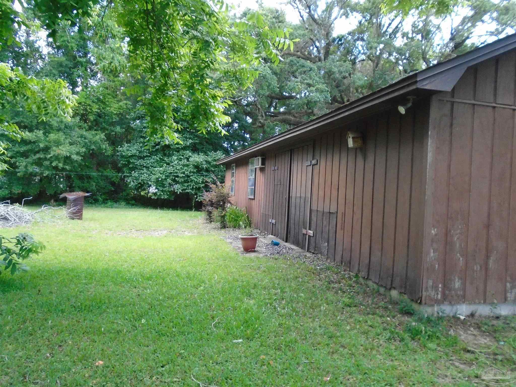 4582 Jernigan Road Pace, FL 32571 - Photo 25 of 31