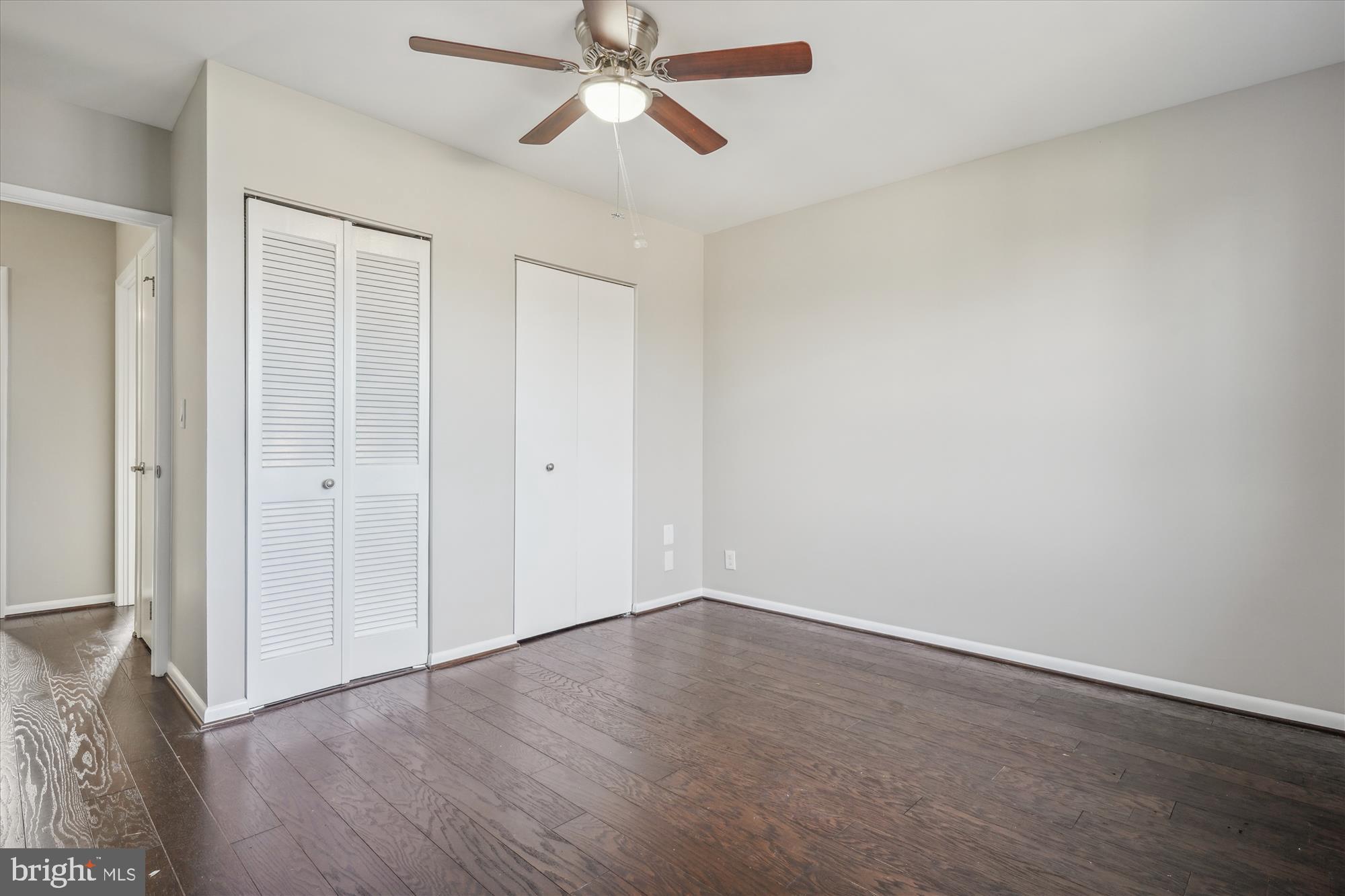 4613 28th Road South, Unit C Arlington, VA 22206 - Photo 18 of 37 wooden floor in an empty room
