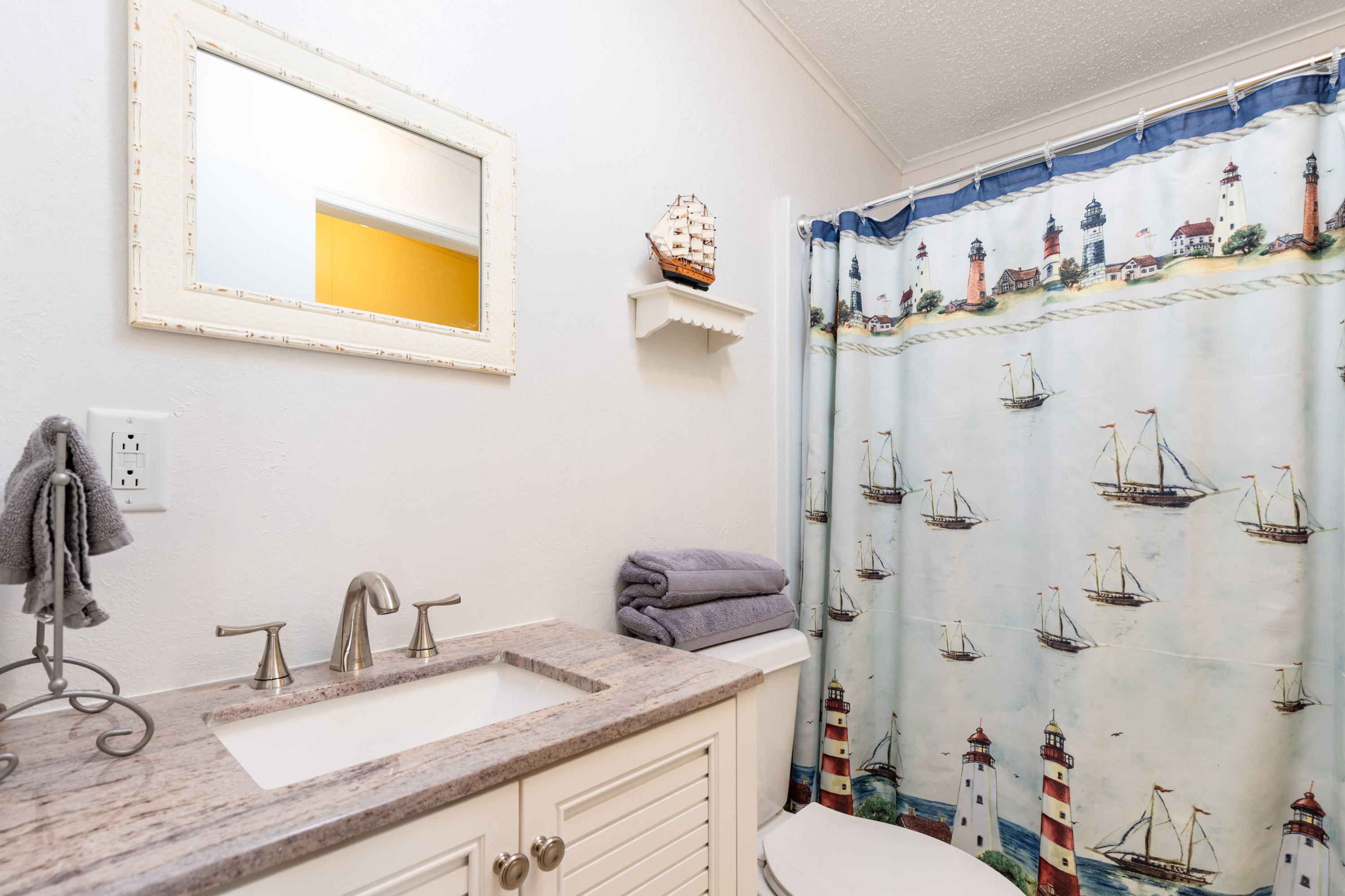 229 Lower Matecumbe Road Key Largo, FL 33037 - Photo 17 of 20 IMG_4142-Edit