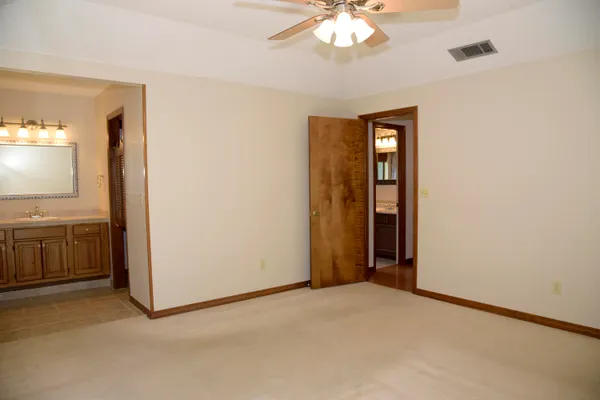 $2,250 | 1129 Troon Drive East, Niceville, FL 32578