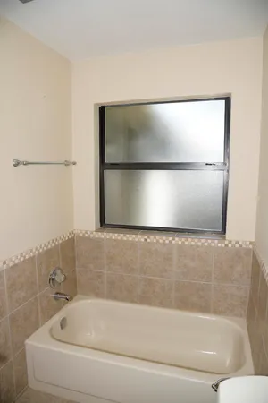 $2,250 | 1129 Troon Drive East, Niceville, FL 32578