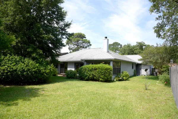 $2,250 | 1129 Troon Drive East, Niceville, FL 32578