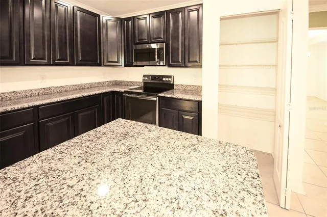 $2,400 | 11290 Marvelwood Road, Weeki Wachee, FL 34614