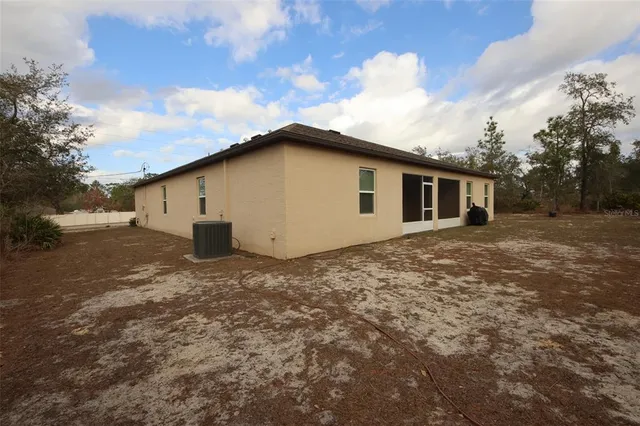$2,400 | 11290 Marvelwood Road, Weeki Wachee, FL 34614