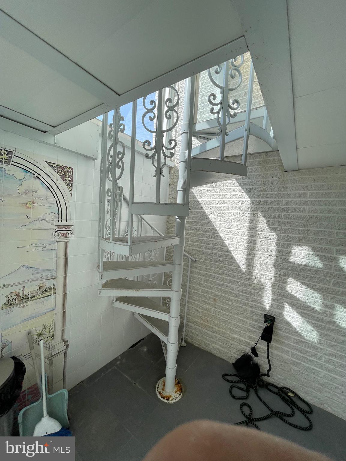 9913 Chapel Road Potomac, MD 20854 - Photo 43 of 50 Gallery Image 43