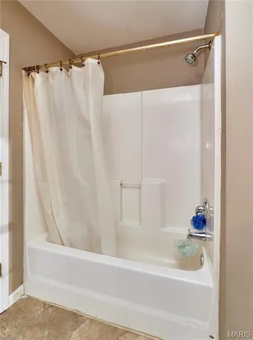 $320,000 | 253 Whitetail Crossing Drive, Troy, MO 63379