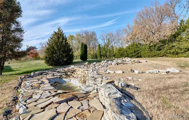 $320,000 | 253 Whitetail Crossing Drive, Troy, MO 63379