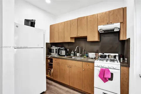 $1,199,000 | 7710 Carlyle Avenue, Miami Beach, FL 33141