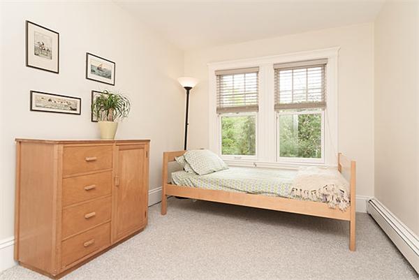 184 Pine Ridge Road Newton, MA 02468 - Photo 18 of 23 Gallery Image 18