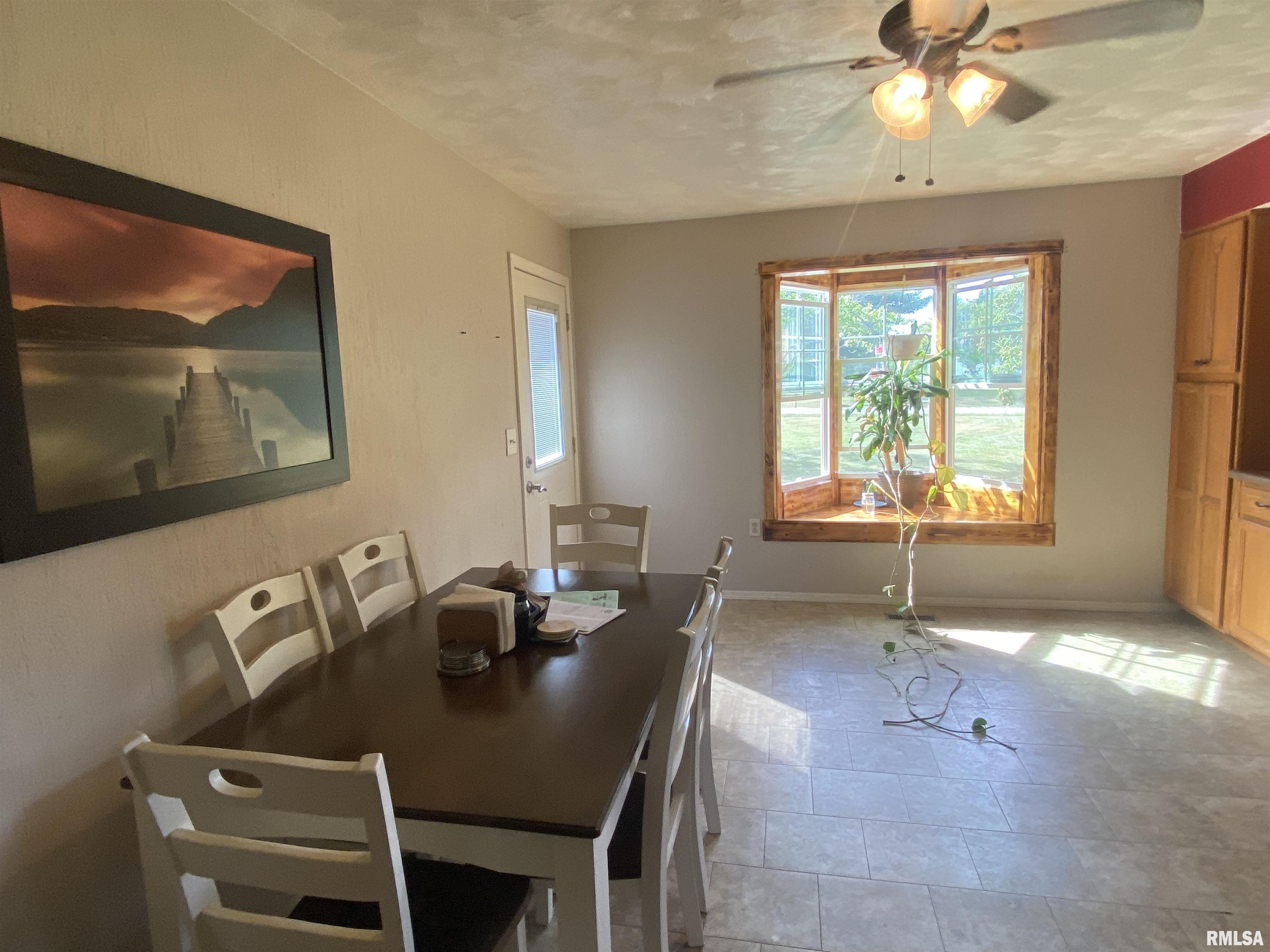 1718 East Grange Hall Road Murphysboro, IL 62966 - Photo 12 of 29