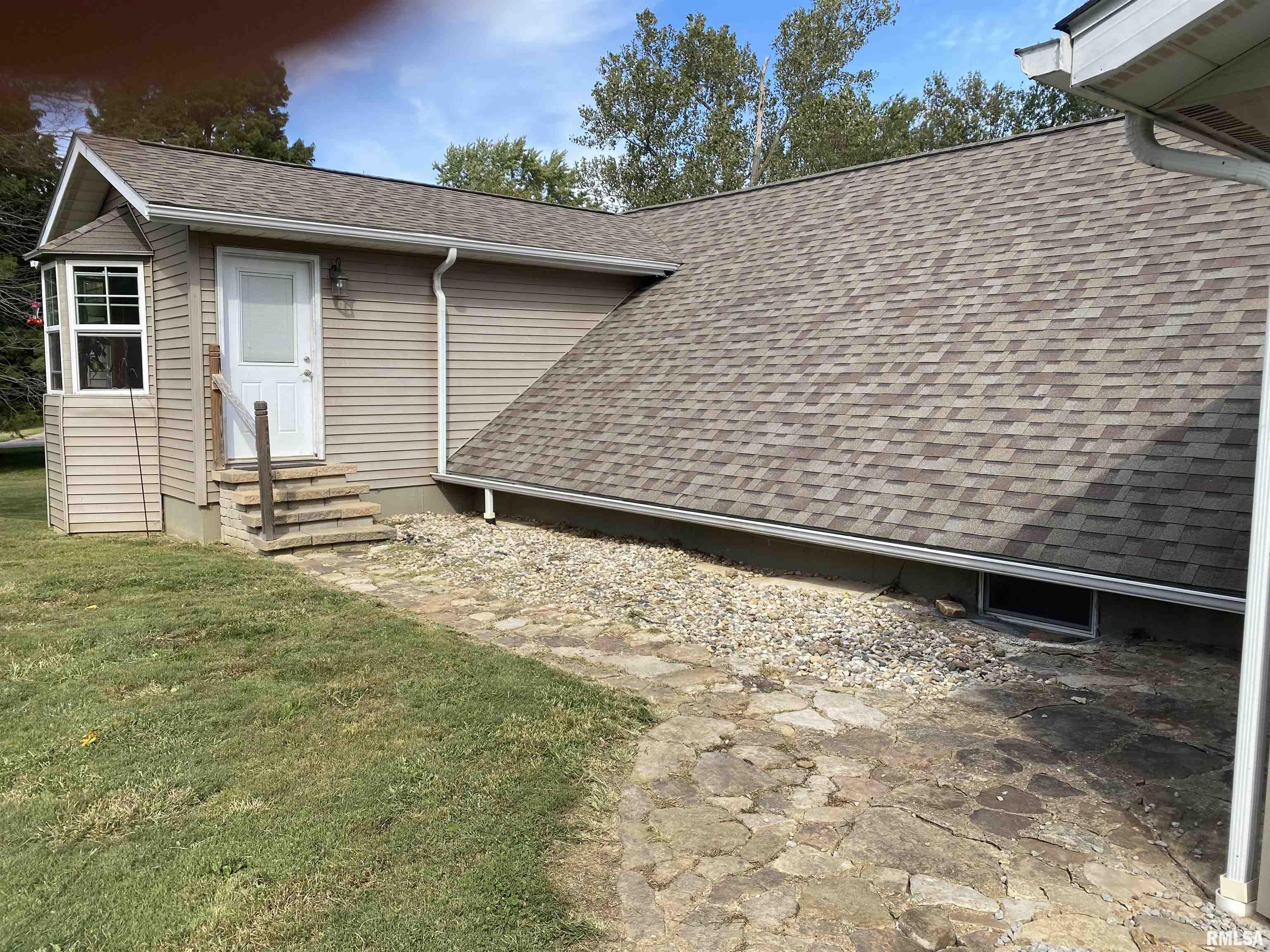 1718 East Grange Hall Road Murphysboro, IL 62966 - Photo 4 of 29