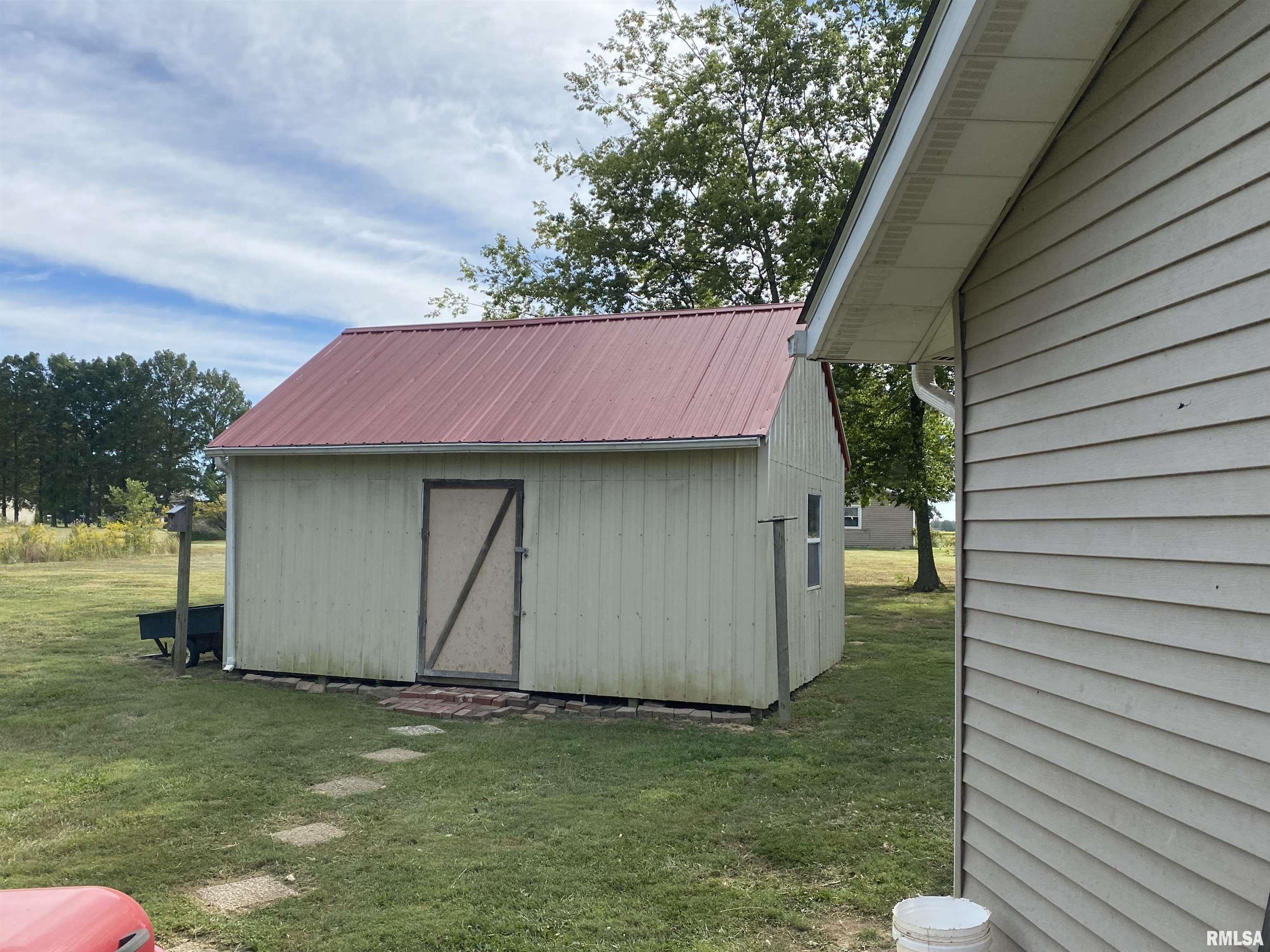 1718 East Grange Hall Road Murphysboro, IL 62966 - Photo 8 of 29