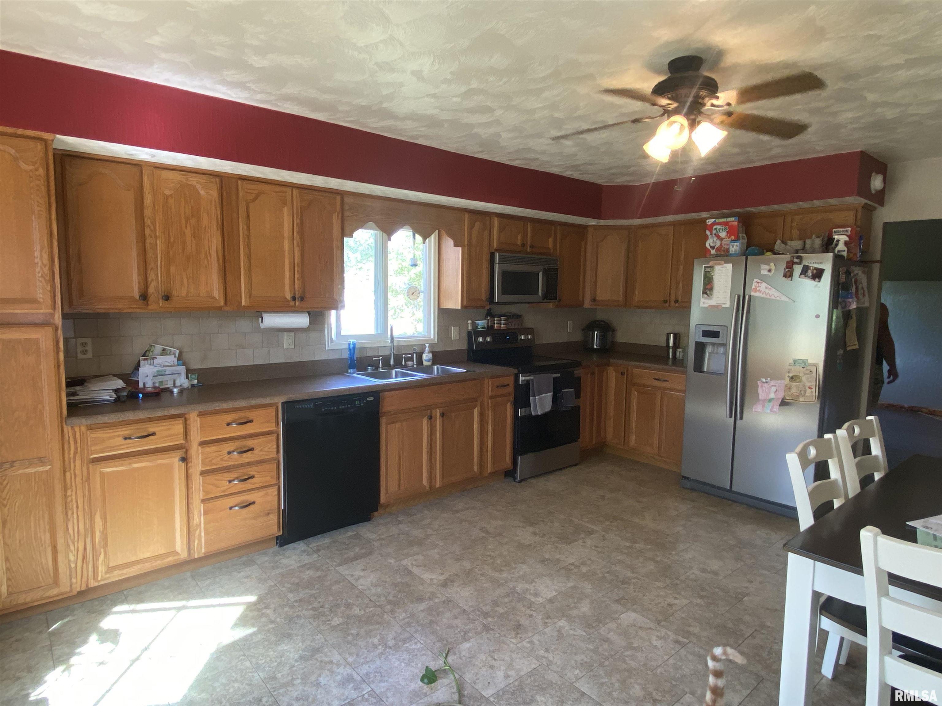 1718 East Grange Hall Road Murphysboro, IL 62966 - Photo 10 of 29