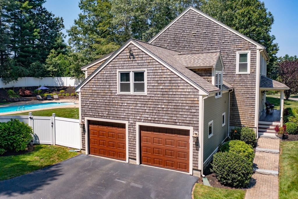 66 Wildwood Road Pembroke, MA 02359 - Photo 5 of 41