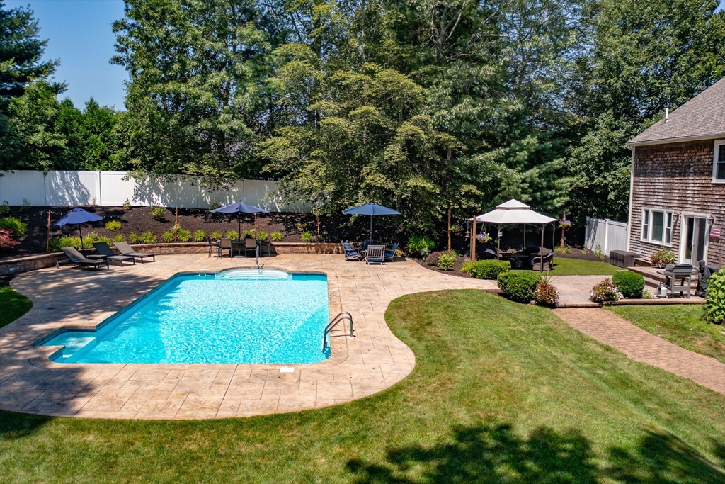 66 Wildwood Road Pembroke, MA 02359 - Photo 6 of 41