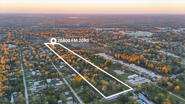 an aerial view of multiple house