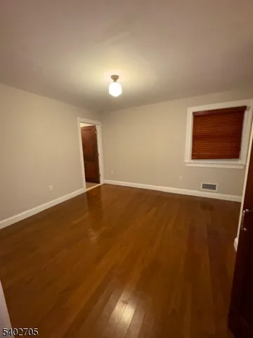 $4,950 | 159 Bellevue Avenue, Montclair, NJ 07043