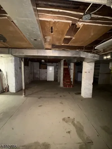 $4,950 | 159 Bellevue Avenue, Montclair, NJ 07043