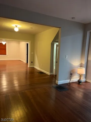 $4,950 | 159 Bellevue Avenue, Montclair, NJ 07043