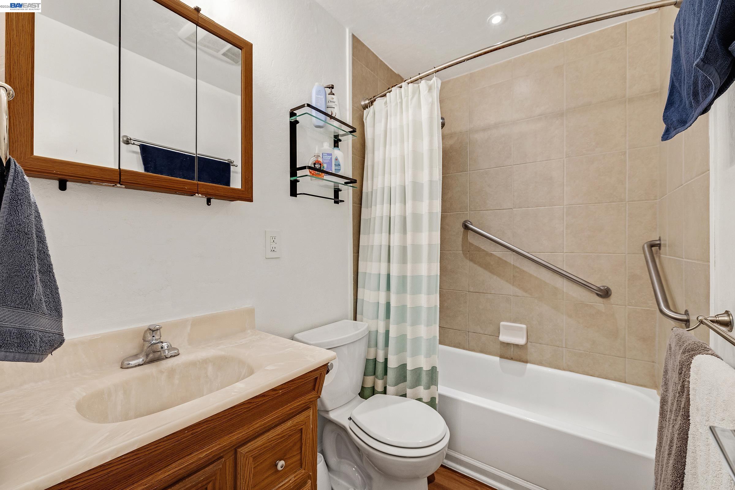 2011 Olivera Road, Unit B Concord, CA 94520 - Photo 40 of 49
