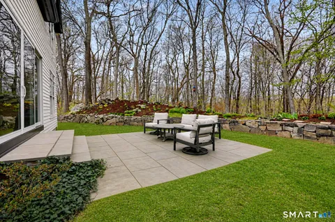 $1,450,000 | 15 Still Hollow Place, Ridgefield, CT 06877