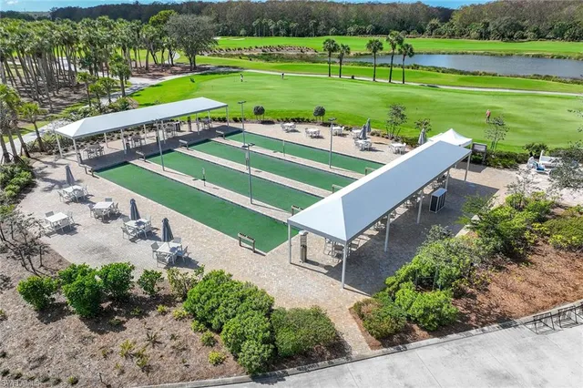 $2,950,000 | 11920 Hedgestone Court, Naples, FL 34120