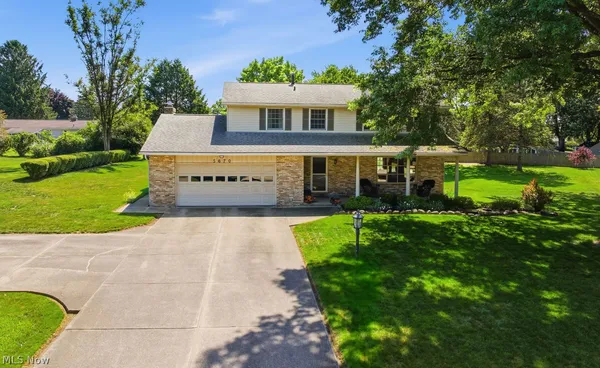 $368,900 | 5670 Vantage Hill Avenue Northwest, Massillon, OH 44646